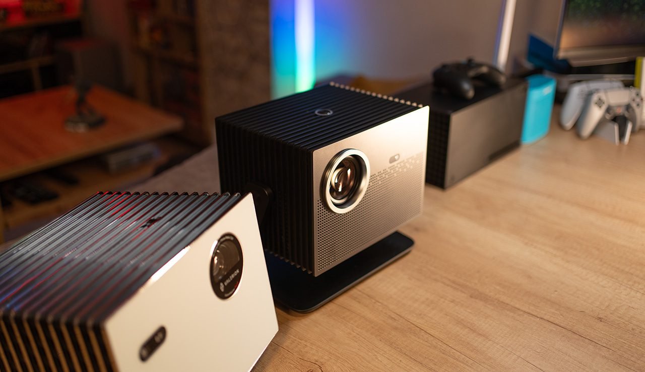 BladeCine Cube600 Full Review - Projectorjunkies